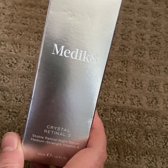 Medik8 crystal retinal 3 cult beauty - Picture 2 of 3